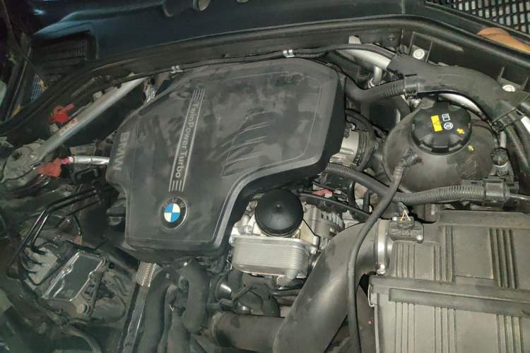 Used BMW X3 2014 xDrive20i X Design Package Engine Bay