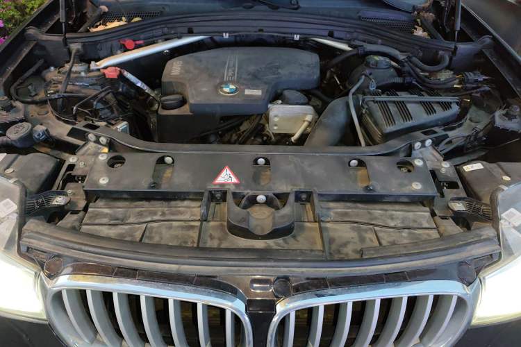Used BMW X3 2014 xDrive20i X Design Package Engine Bay