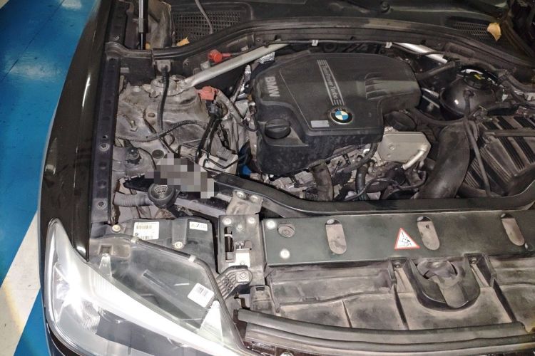 Used BMW X3 2014 xDrive20i Leading Model Engine Bay Right
