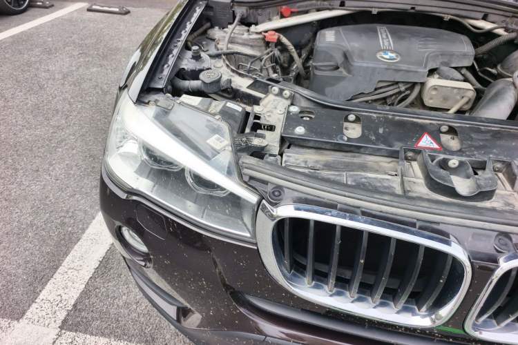 Used BMW X3 2014 xDrive20i Leading Model Engine Bay Right