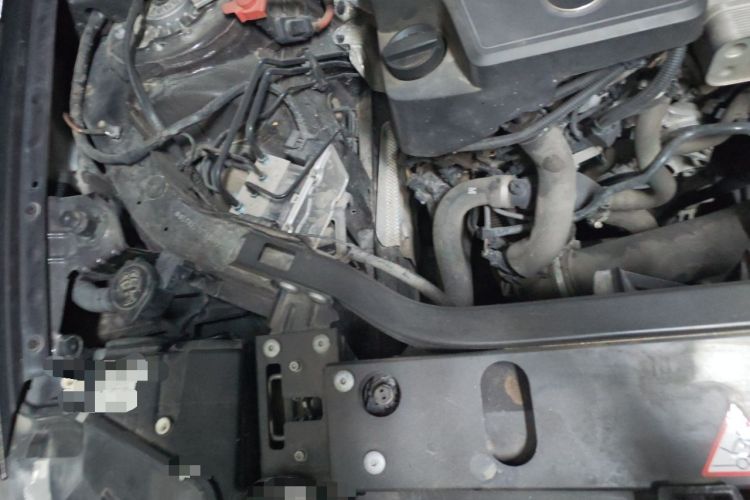 Used BMW X3 2014 xDrive20i X Design Package Engine Bay Right