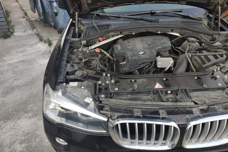 Used BMW X3 2014 xDrive20i X Design Package Engine Bay Right