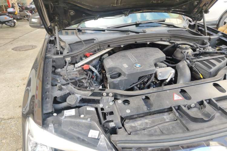 Used BMW X3 2014 xDrive20i X Design Package Engine Bay Right