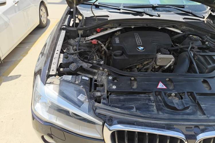 Used BMW X3 2014 xDrive20i Leading Model Engine Bay Right
