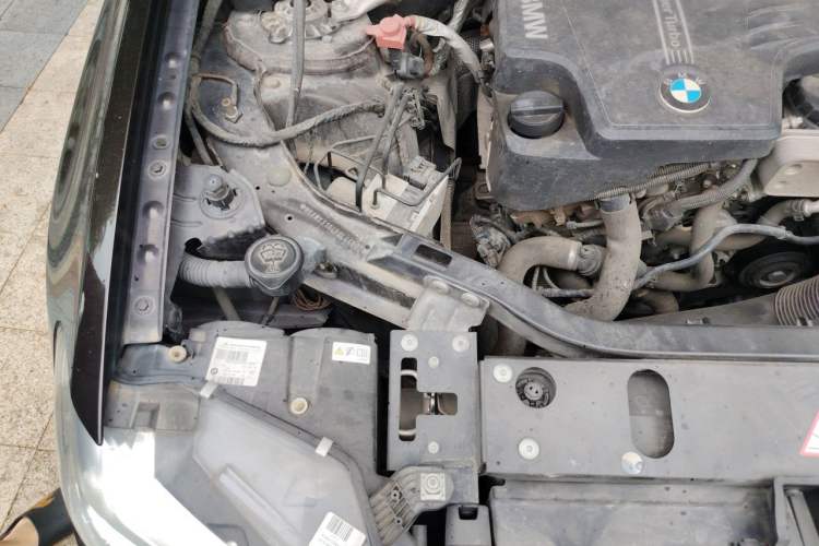 Used BMW X3 2014 xDrive20i X Design Package Engine Bay Right