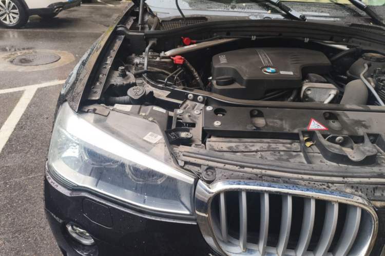 Used BMW X3 2014 xDrive20i Leading Model Engine Bay Right