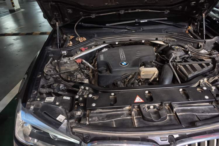 Used BMW X3 2014 xDrive20i X Design Package Engine Bay Right