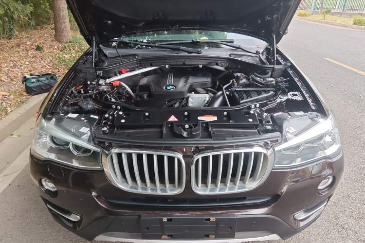 Used BMW X3 2014 xDrive20i X Design Package Engine Bay