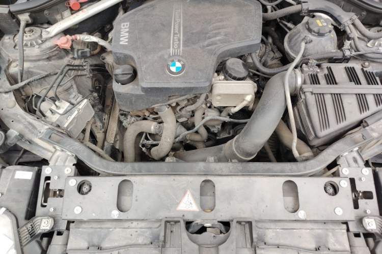 Used BMW X3 2014 xDrive20i X Design Package Engine Bay