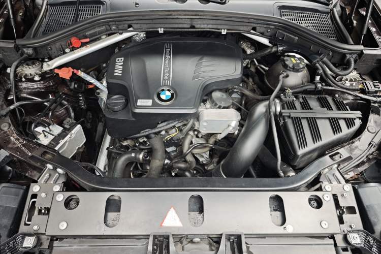 Used BMW X3 2014 xDrive28i Leading Model Engine Bay