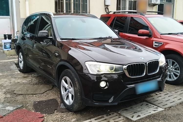 Used BMW X3 2014 xDrive20i Leading Model Front Right 45 Deg
