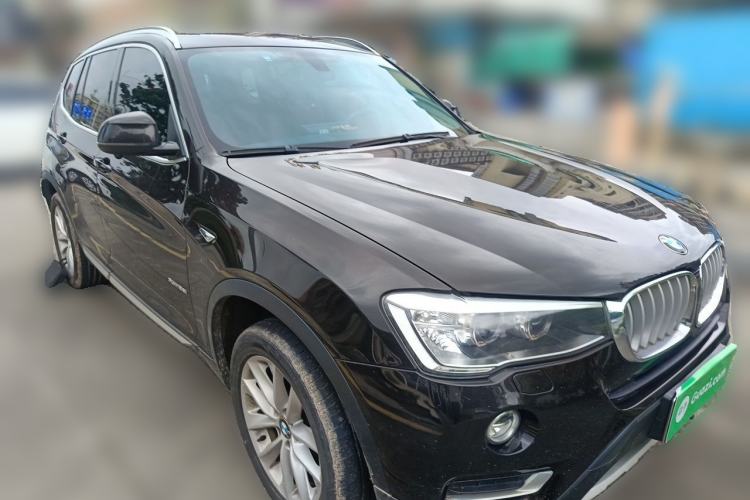 Used BMW X3 2014 xDrive28i Leading Model Front Right 45 Deg