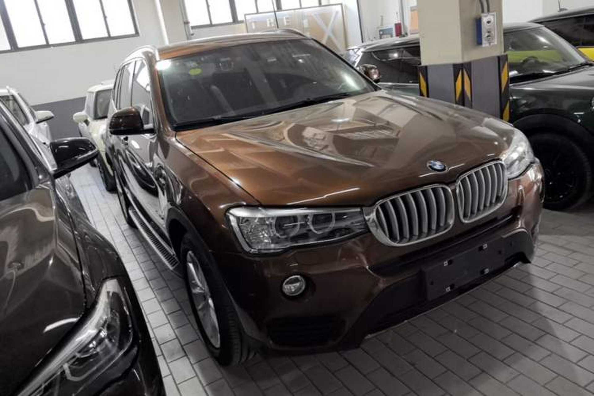 Used BMW X3 2014 xDrive28i Leading Model Front Right 45 Deg