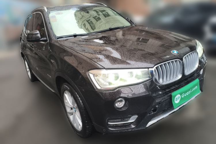 Used BMW X3 2014 xDrive20i Leading Model Front Right 45 Deg