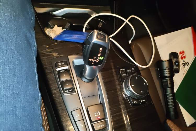 Used BMW X3 2014 xDrive28i X Design Package Gear Lever