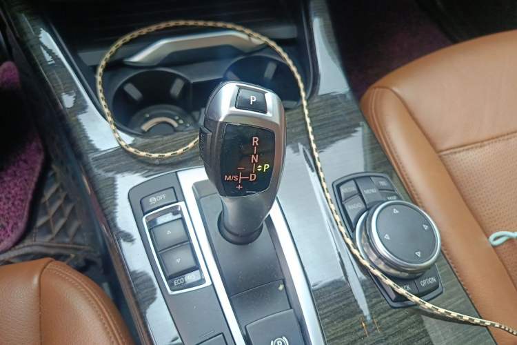 Used BMW X3 2014 xDrive28i Leading Model Gear Lever