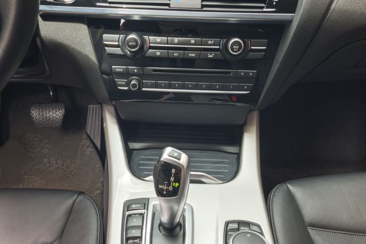 Used BMW X3 2014 xDrive28i Leading Model Gear Lever