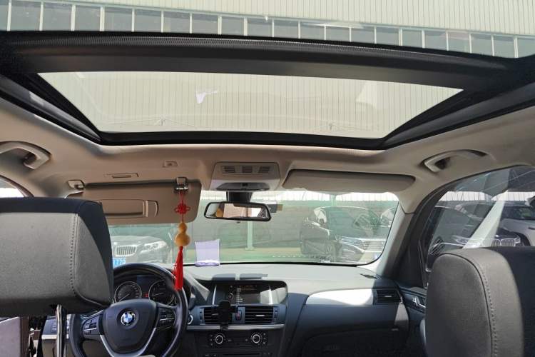 Used BMW X3 2014 xDrive20i Leading Model Headliner