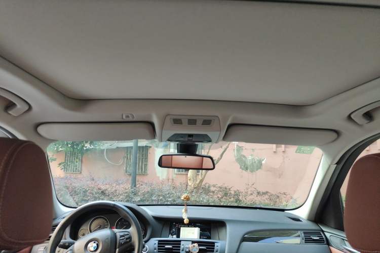 Used BMW X3 2014 xDrive28i Leading Model Headliner