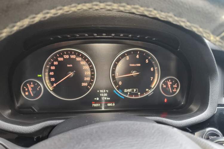Used BMW X3 2014 xDrive20i Leading Model Instrument Cluster