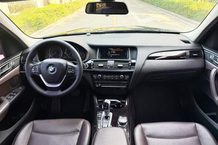 Used BMW X3 2014 xDrive20i X Design Package Interior 3