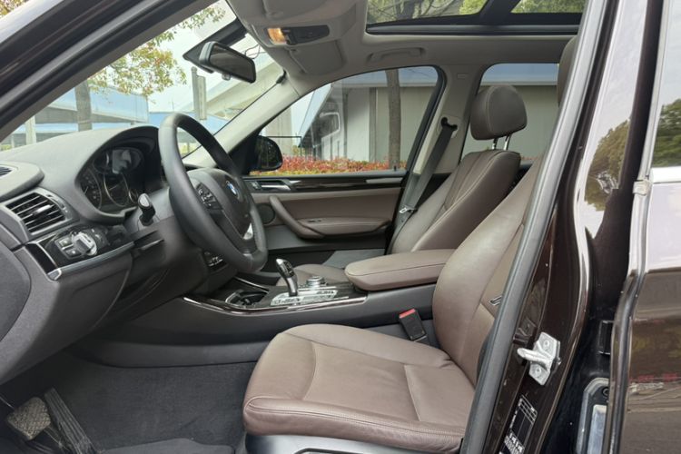 Used BMW X3 2014 xDrive20i X Design Package Interior 3