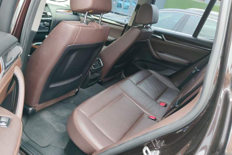 Used BMW X3 2014 xDrive20i X Design Package Interior 3