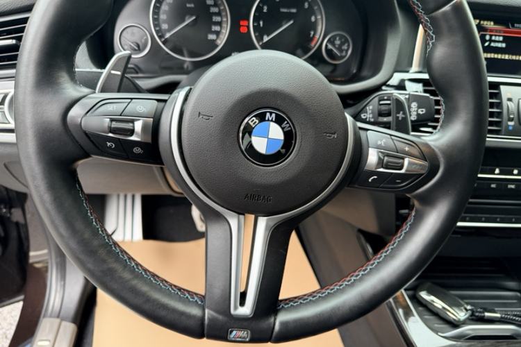 Used BMW X3 2014 xDrive28i X Design Package Interior 6