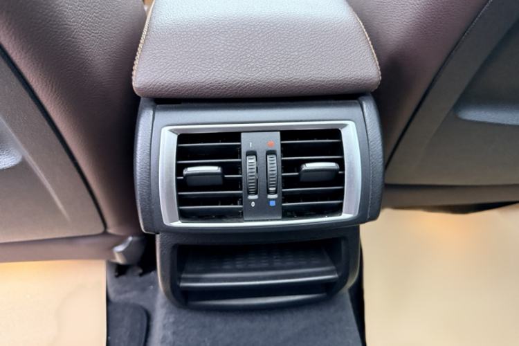 Used BMW X3 2014 xDrive28i X Design Package Interior 8