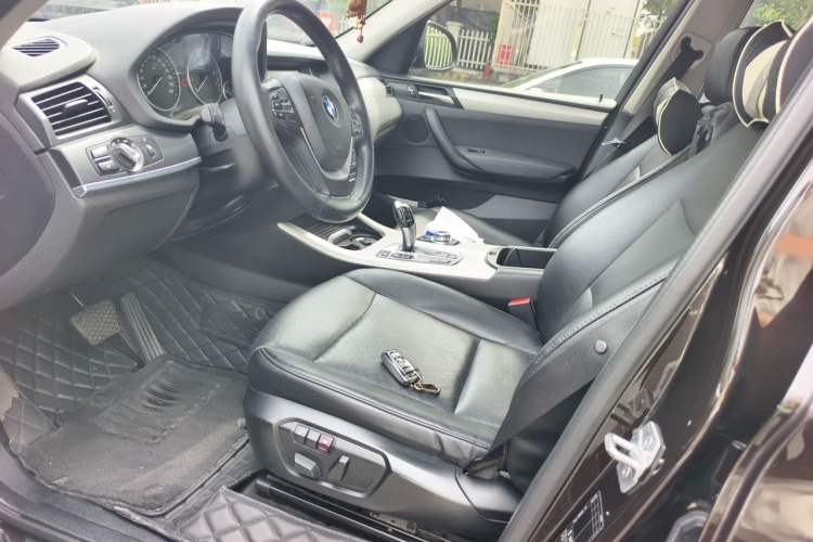 Used BMW X3 2014 xDrive20i Leading Model Left Front Seat
