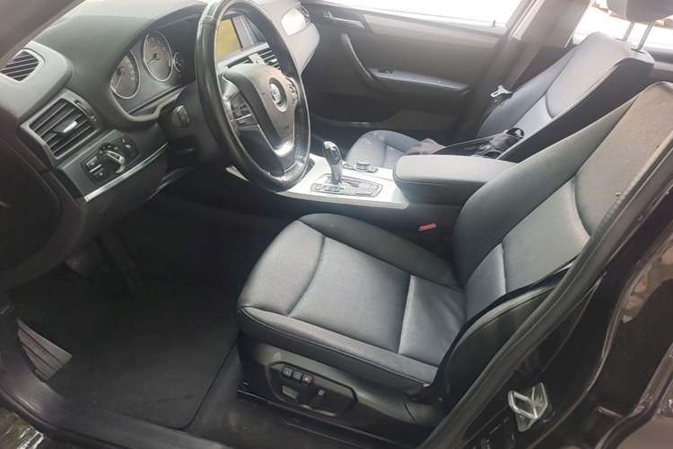 Used BMW X3 2014 xDrive20i Leading Model Left Front Seat