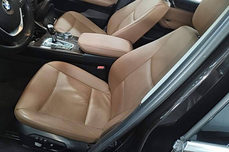 Used BMW X3 2014 xDrive20i X Design Package Left Front Seat