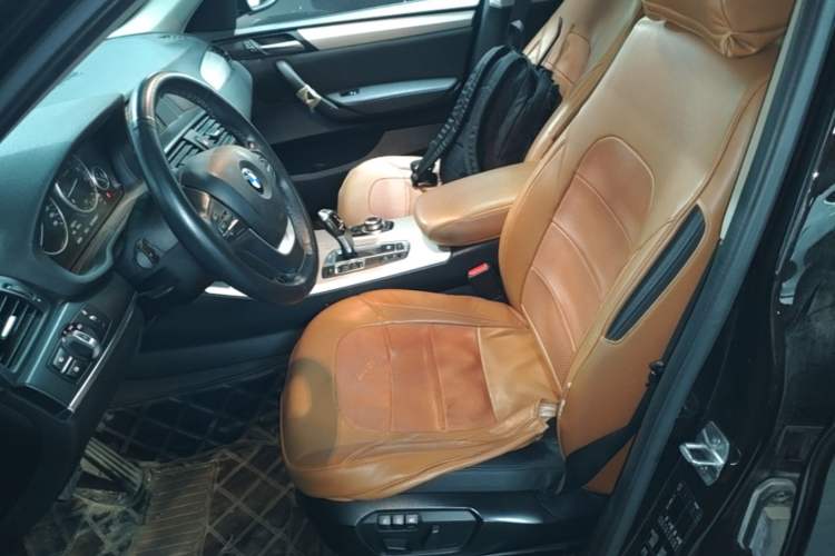Used BMW X3 2014 xDrive20i Leading Model Left Front Seat