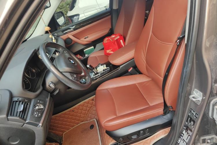Used BMW X3 2014 xDrive28i Leading Model Left Front Seat