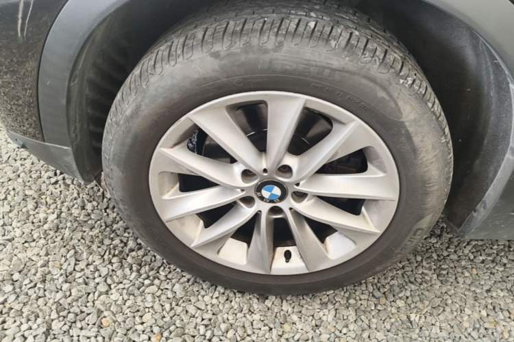 Used BMW X3 2014 xDrive20i X Design Package Left Front Wheel Hub