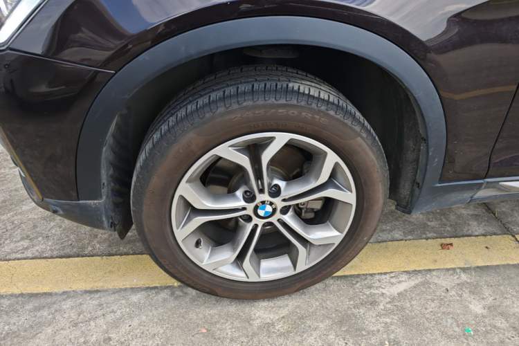 Used BMW X3 2014 xDrive20i X Design Package Left Front Wheel Hub