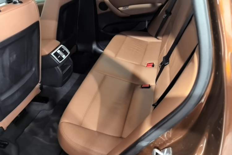 Used BMW X3 2014 xDrive28i Leading Model Left Rear Seat