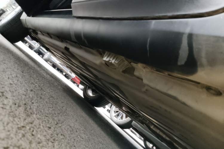 Used BMW X3 2014 xDrive28i X Design Package Left Side Sill