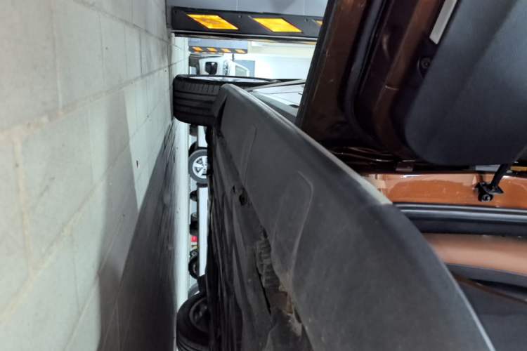 Used BMW X3 2014 xDrive28i Leading Model Left Side Sill