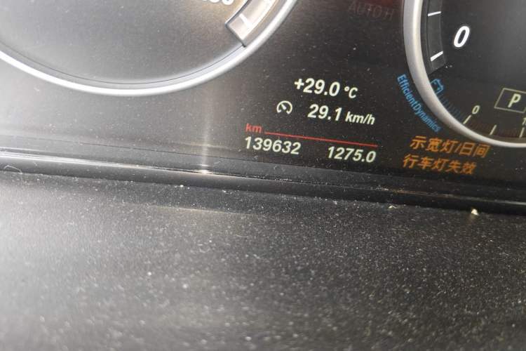 Used BMW X3 2014 xDrive20i Leading Model Odometer Close Up