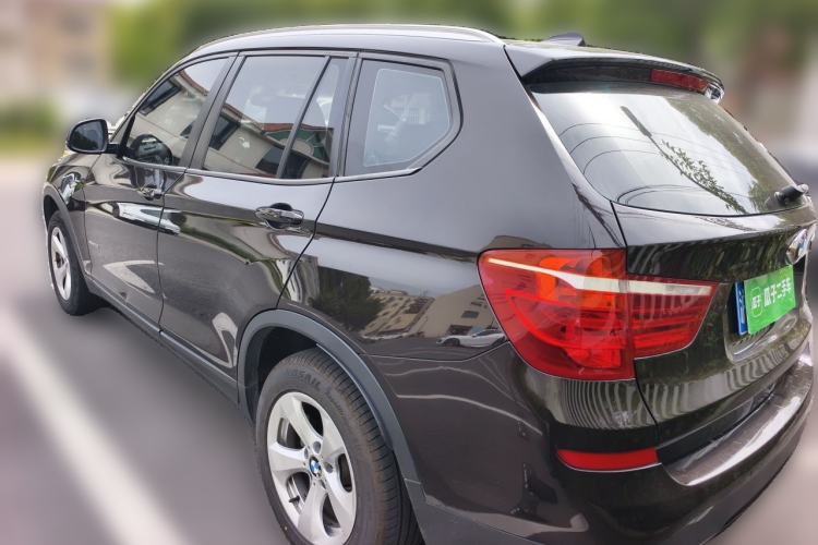 Used BMW X3 2014 xDrive20i Leading Model Rear Left 45 Deg