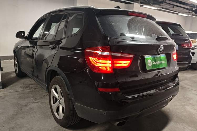 Used BMW X3 2014 xDrive20i Leading Model Rear Left 45 Deg