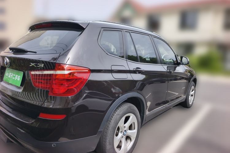 Used BMW X3 2014 xDrive20i Leading Model Rear Right 45 Deg