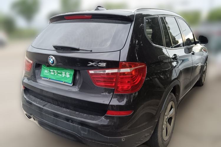 Used BMW X3 2014 xDrive20i Leading Model Rear Right 45 Deg