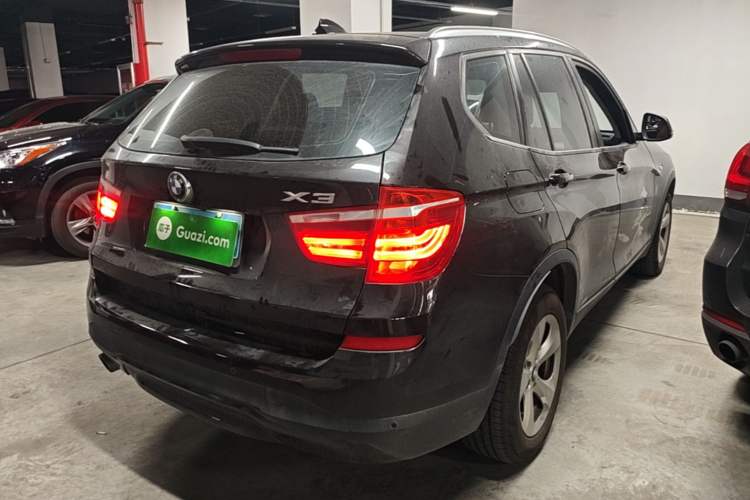 Used BMW X3 2014 xDrive20i Leading Model Rear Right 45 Deg