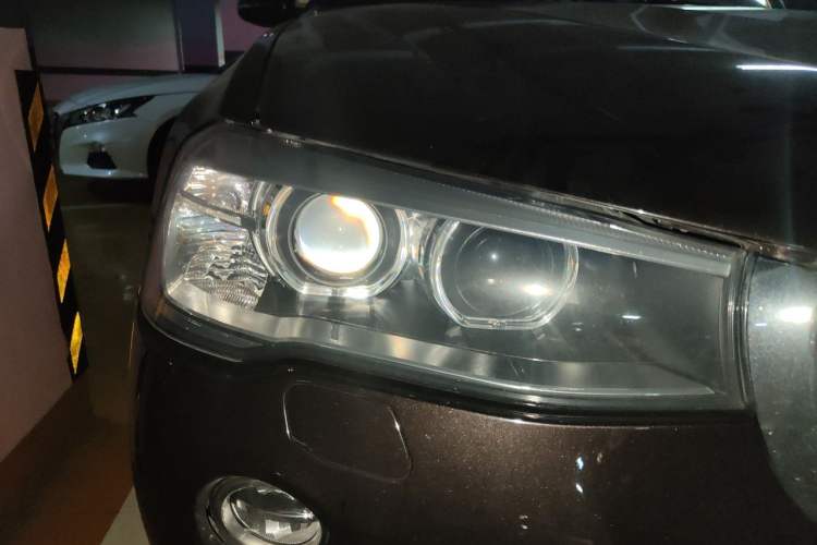 Used BMW X3 2014 xDrive20i X Design Package Right Front Headlight