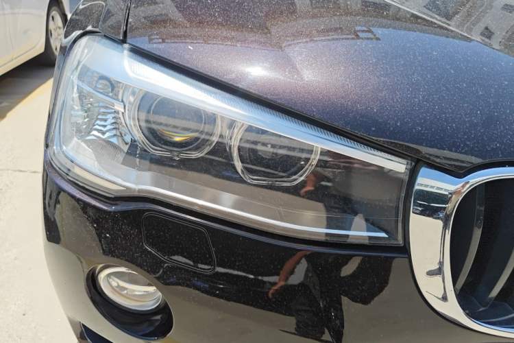 Used BMW X3 2014 xDrive20i Leading Model Right Front Headlight