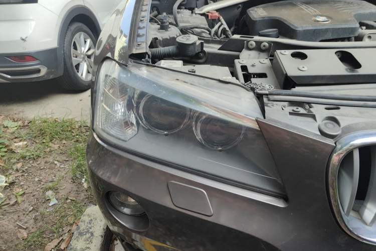 Used BMW X3 2014 xDrive28i Leading Model Right Front Headlight