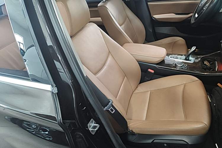 Used BMW X3 2014 xDrive20i X Design Package Right Front Seat