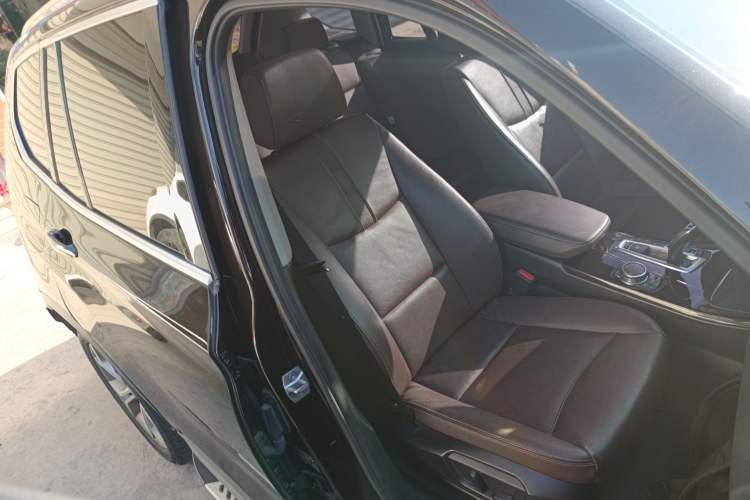 Used BMW X3 2014 xDrive20i X Design Package Right Front Seat